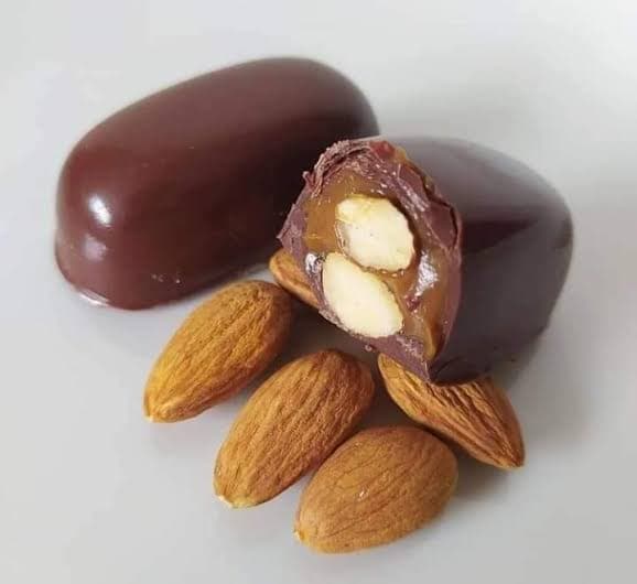 Chocotejas de almendras